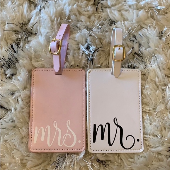 Mr. and Mrs. Baggage Tags - Picture 1 of 2